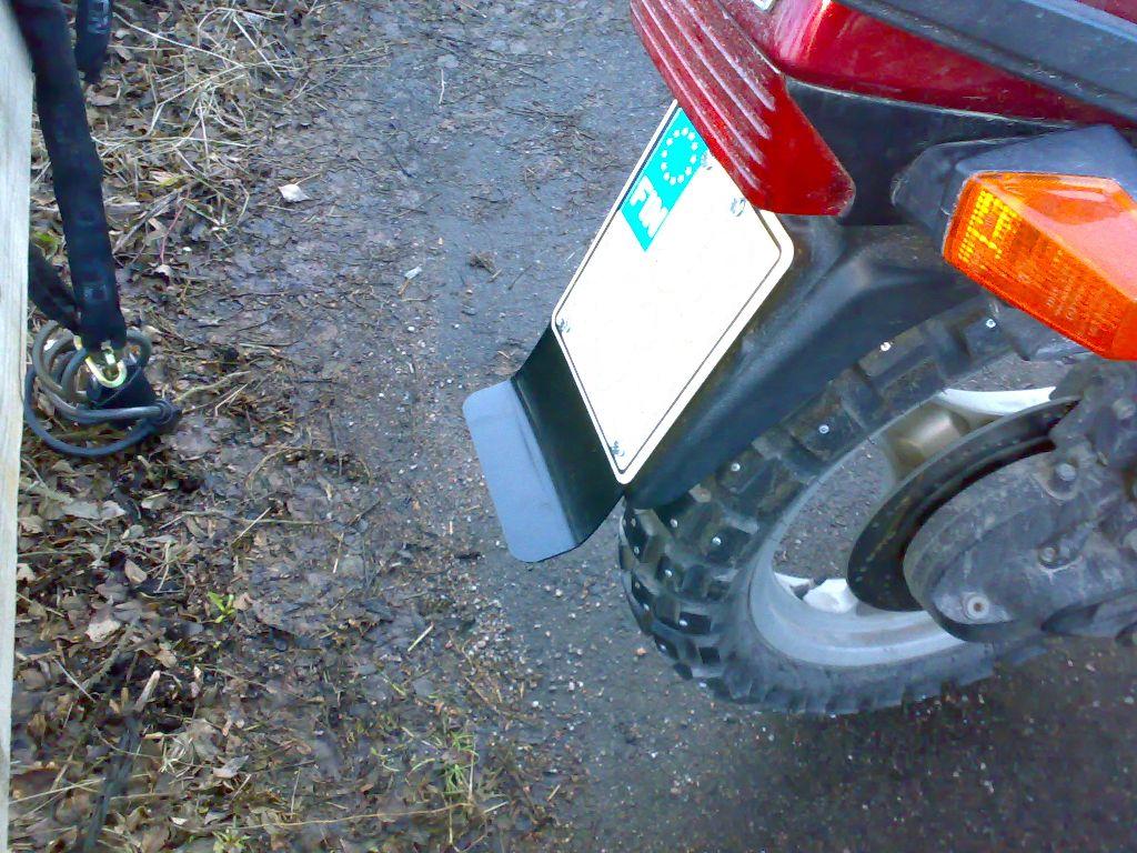 Image 1 of 5  -  209 kB